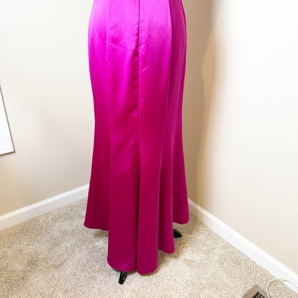 Amsale Bridesmaid Dress size 6 - Picture 12 of 13